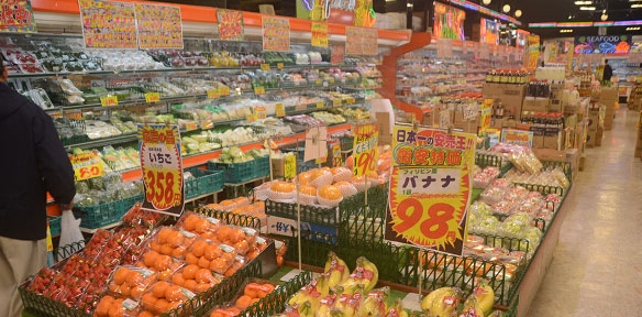 日企引入智能扫码系统 助力游客便捷获取中英文商品信息